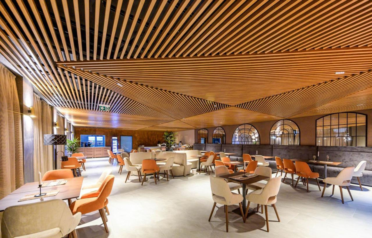 Bordur Wellness Hotel Superior Es Szonyegmuzeum Békésszentandrás Εξωτερικό φωτογραφία