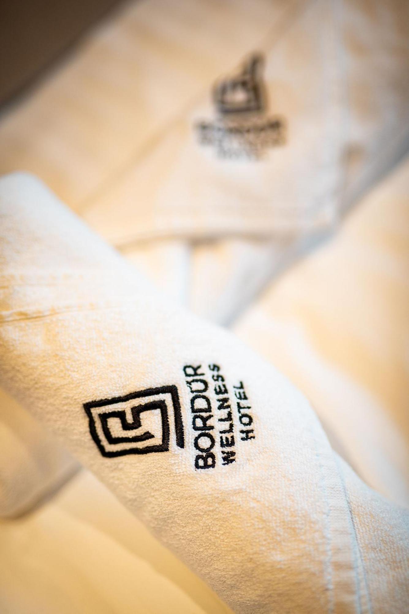 Bordur Wellness Hotel Superior Es Szonyegmuzeum Békésszentandrás Εξωτερικό φωτογραφία