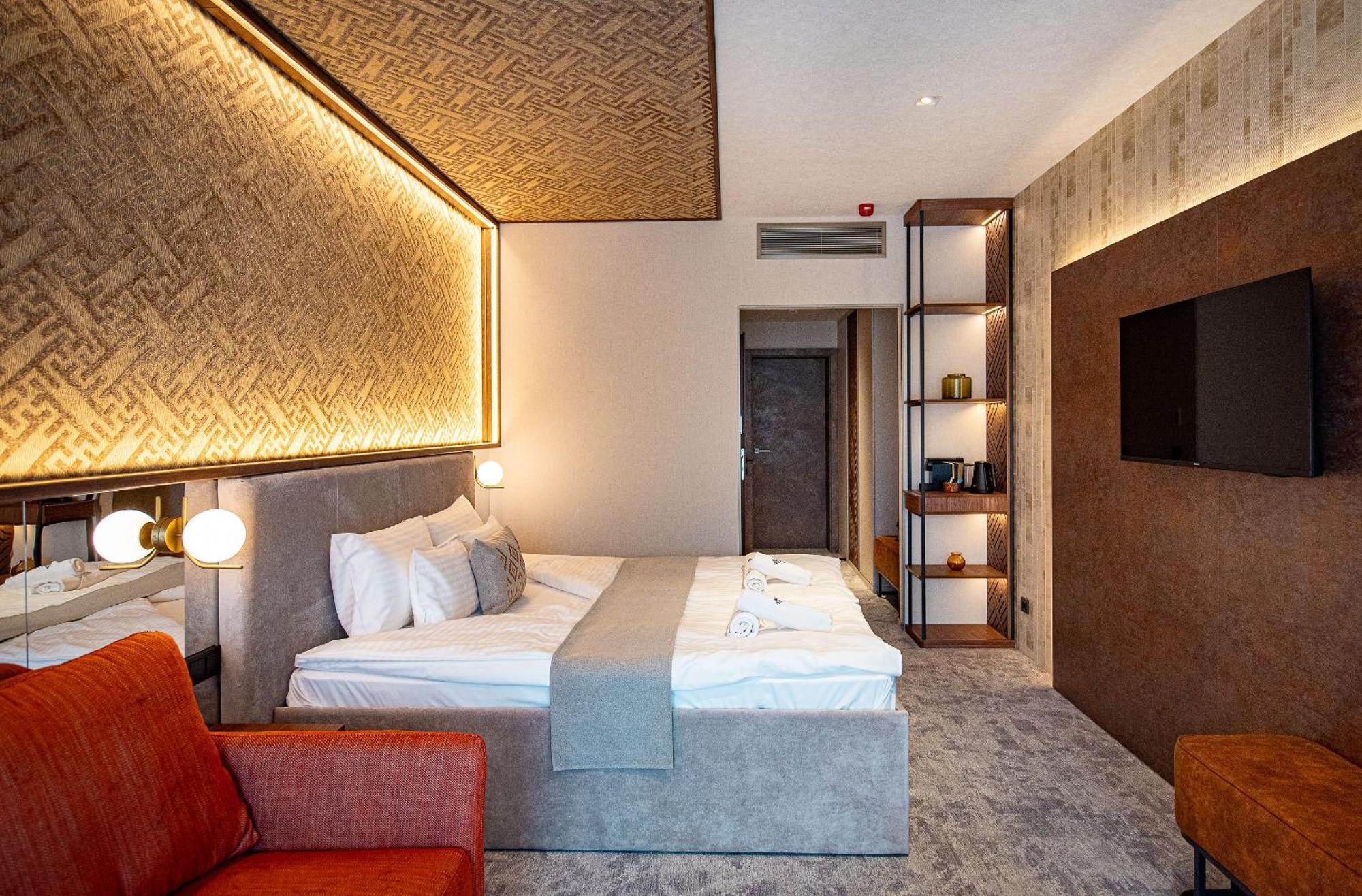 Bordur Wellness Hotel Superior Es Szonyegmuzeum Békésszentandrás Εξωτερικό φωτογραφία