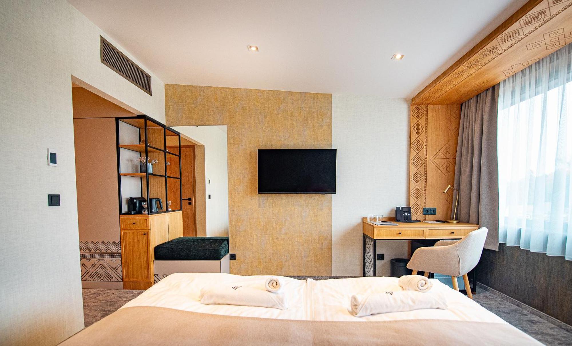 Bordur Wellness Hotel Superior Es Szonyegmuzeum Békésszentandrás Εξωτερικό φωτογραφία