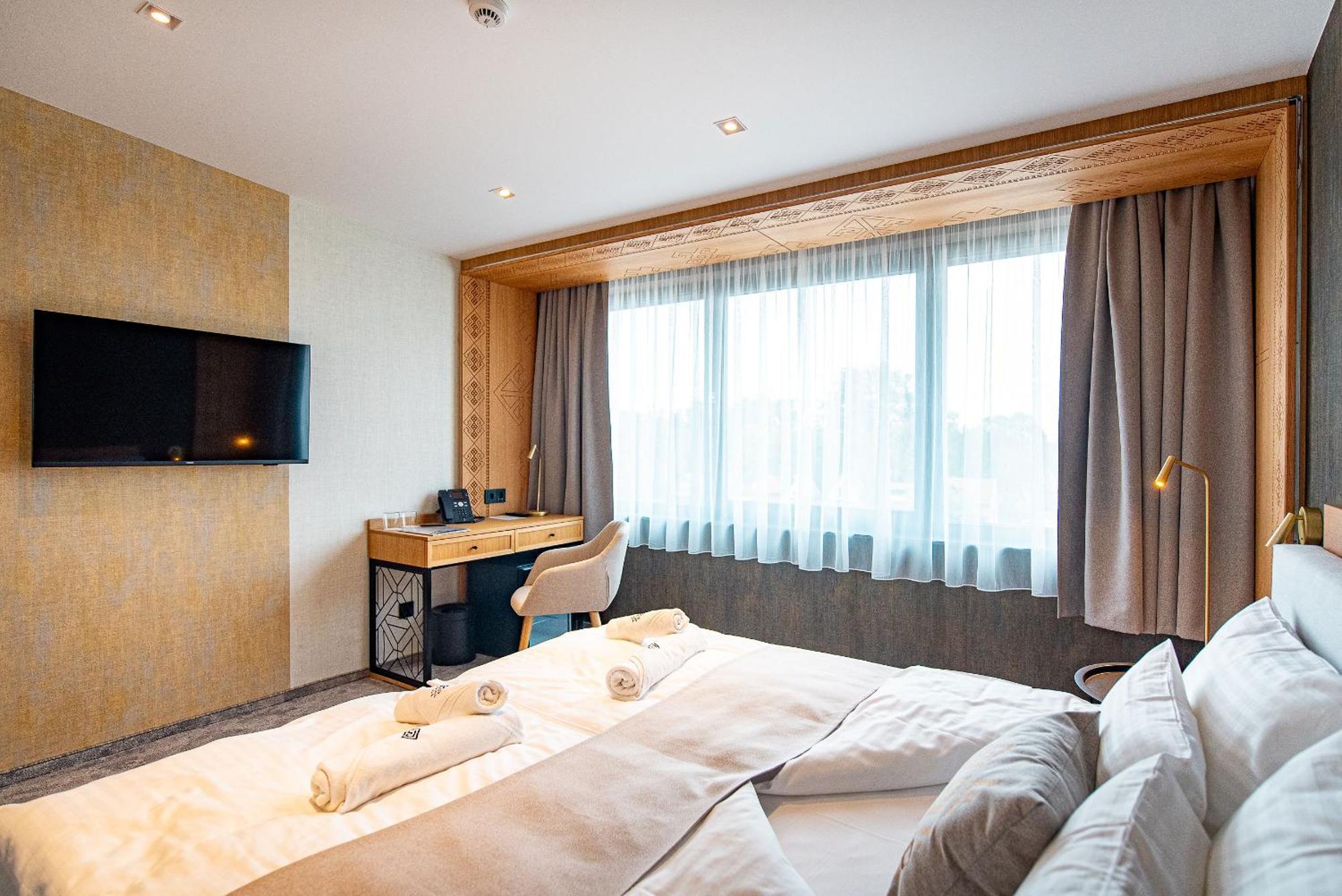 Bordur Wellness Hotel Superior Es Szonyegmuzeum Békésszentandrás Εξωτερικό φωτογραφία