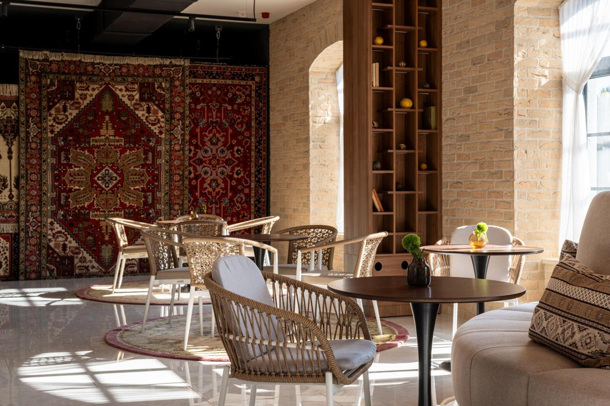 Bordur Wellness Hotel Superior Es Szonyegmuzeum Békésszentandrás Εξωτερικό φωτογραφία